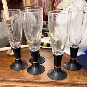 Elegant Black Stem Champagne Flutes